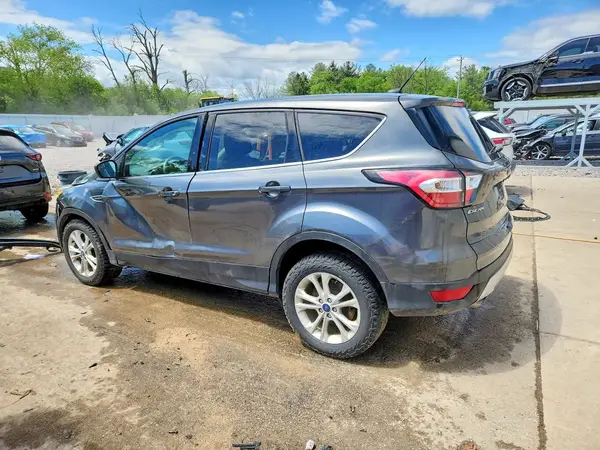 1FMCU9G95HUC03315 2017 FORD ESCAPE - Image 2