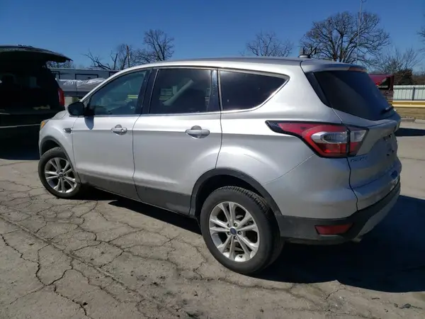 1FMCU9G95HUC35844 2017 FORD ESCAPE - Image 2
