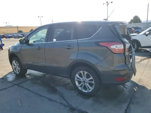 1FMCU9G95HUC52434 2017 FORD ESCAPE - Image 2
