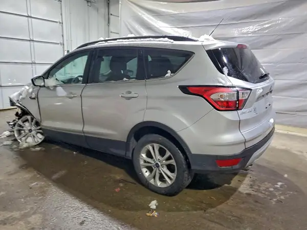 1FMCU9G95HUD67907 2017 FORD ESCAPE - Image 2