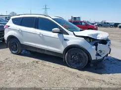1FMCU9G95HUD80222 2017 FORD ESCAPE