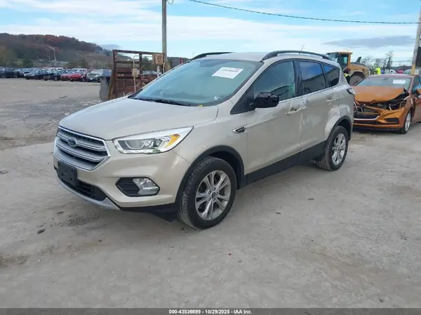 1FMCU9G95HUE13770 2017 FORD ESCAPE - Image 2
