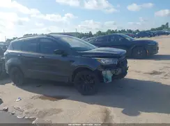 1FMCU9G95HUE20802 2017 FORD ESCAPE