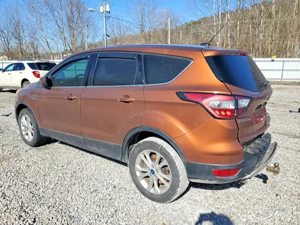 1FMCU9G95HUE84595 2017 FORD ESCAPE - Image 2