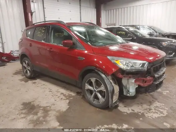 1FMCU9G95HUE88713 2017 FORD ESCAPE - Image 1