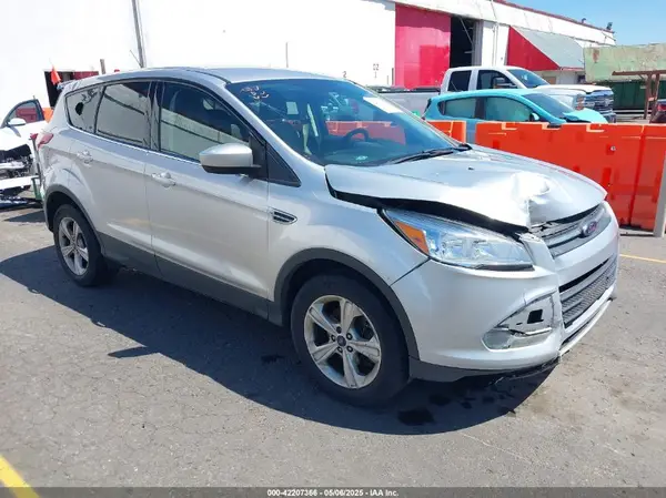 1FMCU9G96GUA55495 2016 FORD ESCAPE - Image 1