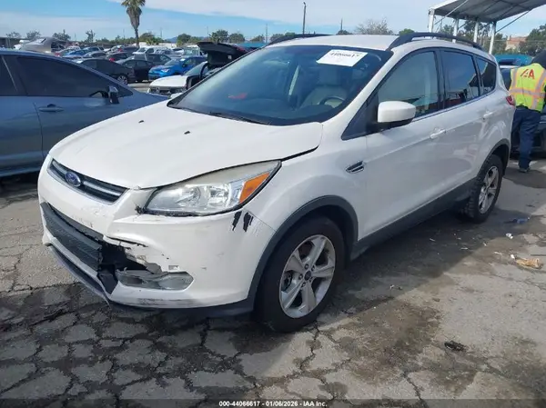 1FMCU9G96GUB61123 2016 FORD ESCAPE - Image 2