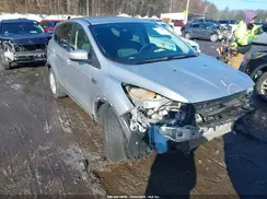 1FMCU9G96GUC17433 2016 FORD ESCAPE