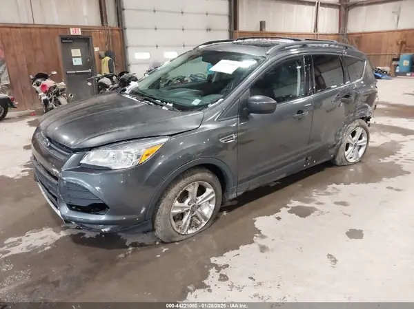 1FMCU9G96GUC72030 2016 FORD ESCAPE - Image 2