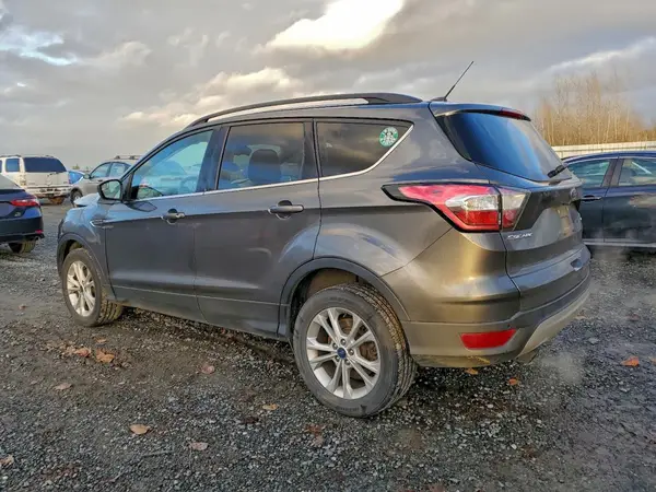 1FMCU9G96HUA00465 2017 FORD ESCAPE - Image 2