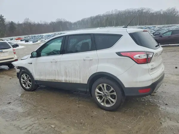1FMCU9G96HUA15998 2017 FORD ESCAPE - Image 2