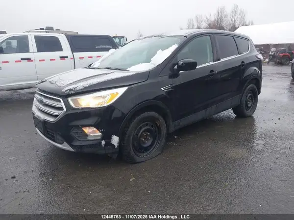 1FMCU9G96HUA34888 2017 FORD ESCAPE - Image 2