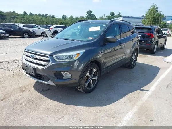 1FMCU9G96HUA74100 2017 FORD ESCAPE - Image 2