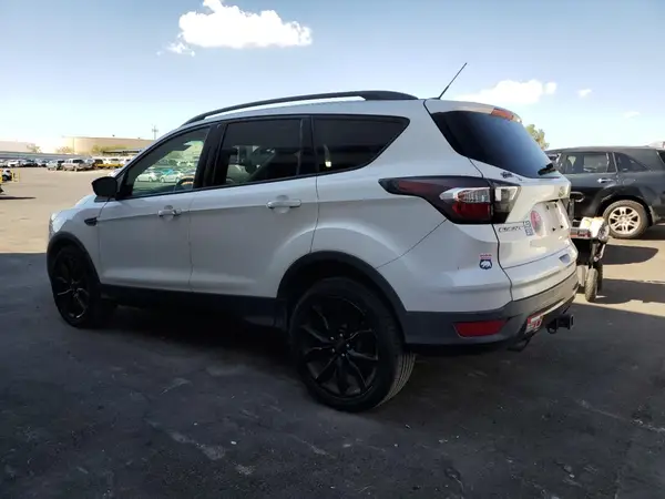 1FMCU9G96HUA94752 2017 FORD ESCAPE - Image 2