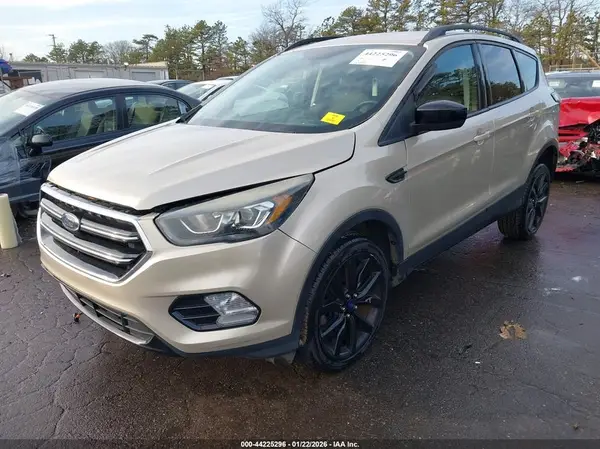 1FMCU9G96HUA98879 2017 FORD ESCAPE - Image 2