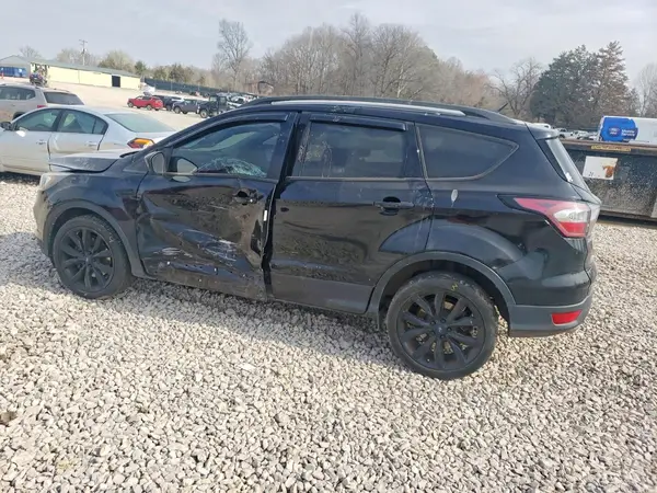 1FMCU9G96HUB78831 2017 FORD ESCAPE - Image 2