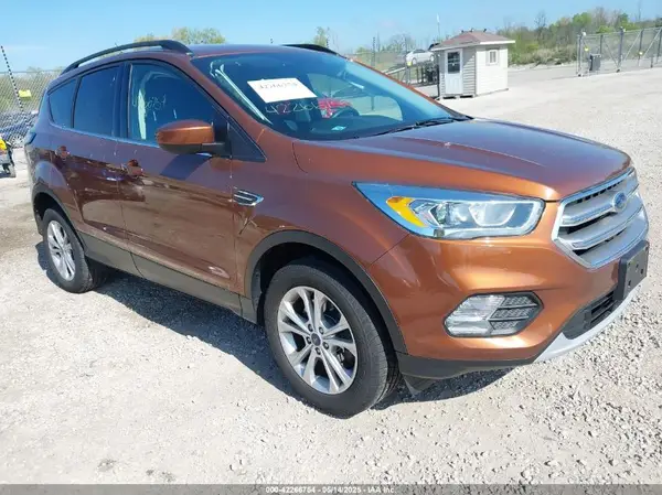 1FMCU9G96HUB89473 2017 FORD ESCAPE - Image 1
