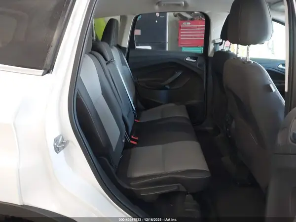 1FMCU9G96HUB94351 2017 FORD ESCAPE - Image 8