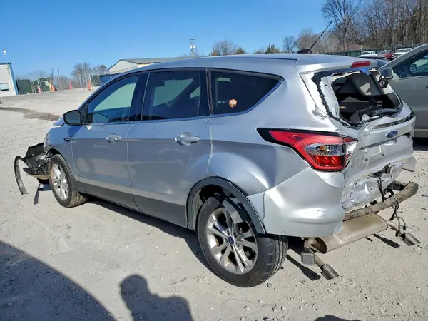 1FMCU9G96HUC04439 2017 FORD ESCAPE - Image 2