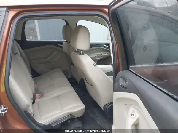 1FMCU9G96HUC12475 2017 FORD ESCAPE - Image 8