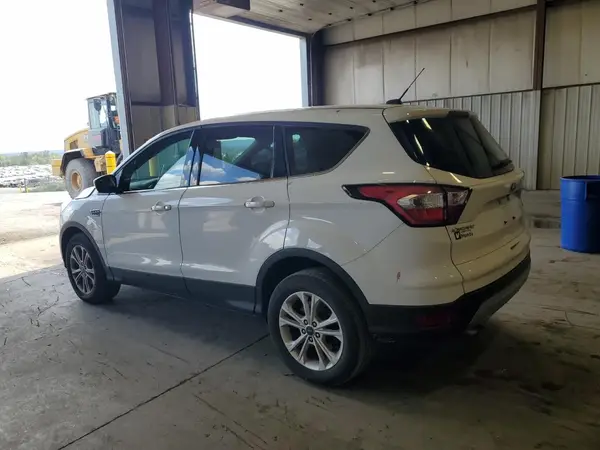 1FMCU9G96HUC17871 2017 FORD ESCAPE - Image 2