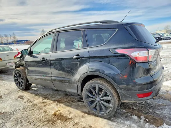 1FMCU9G96HUC29244 2017 FORD ESCAPE - Image 2