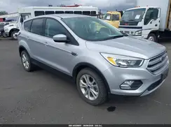 1FMCU9G96HUC35996 2017 FORD ESCAPE