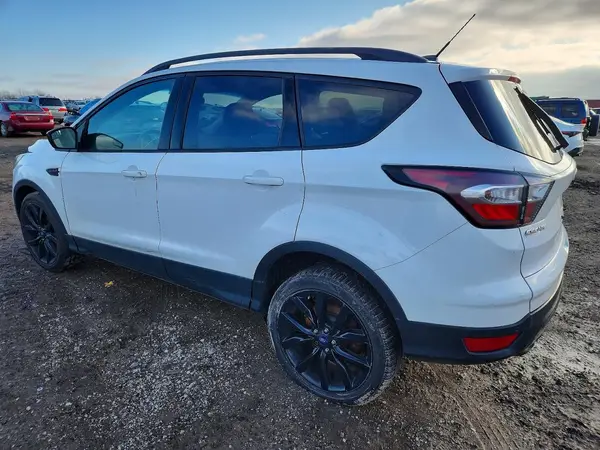 1FMCU9G96HUC56668 2017 FORD ESCAPE - Image 2