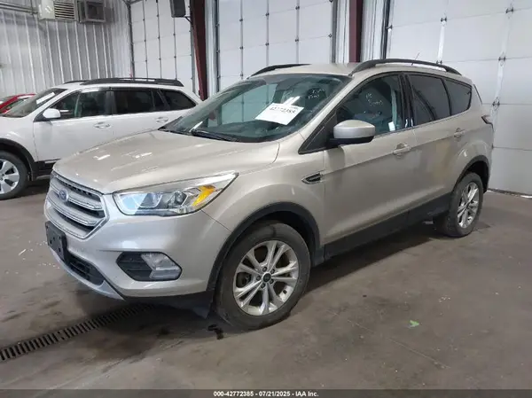1FMCU9G96HUD28890 2017 FORD ESCAPE - Image 2