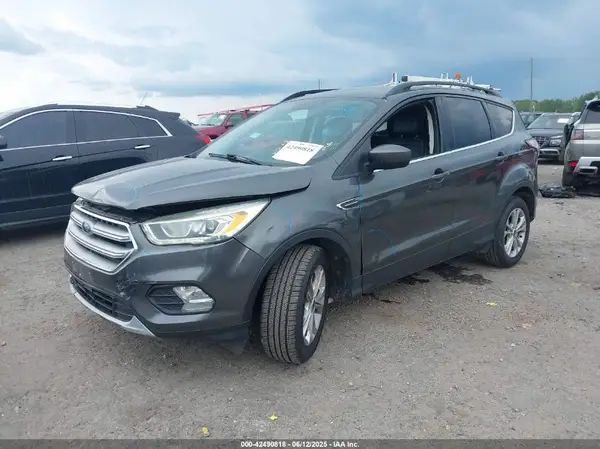 1FMCU9G96HUD34530 2017 FORD ESCAPE - Image 2
