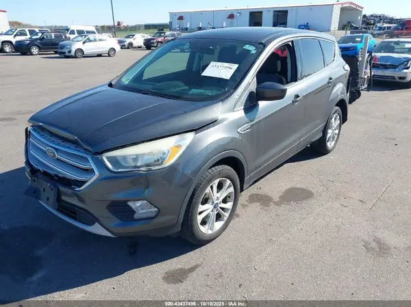 1FMCU9G96HUE35776 2017 FORD ESCAPE - Image 2