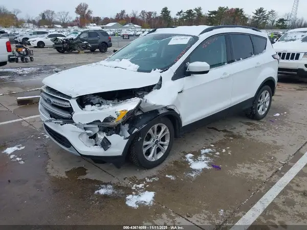 1FMCU9G96HUE38080 2017 FORD ESCAPE - Image 2