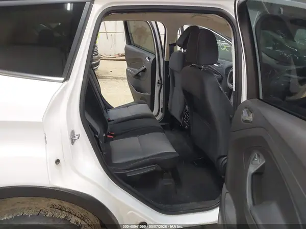 1FMCU9G96HUF09987 2017 FORD ESCAPE - Image 8