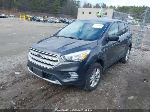 1FMCU9G96KUB07569 2019 FORD ESCAPE - Image 2