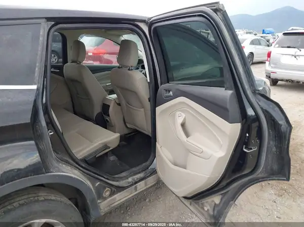 1FMCU9G96KUB83504 2019 FORD ESCAPE - Image 8