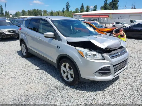 1FMCU9G97GUB02064 2016 FORD ESCAPE - Image 1