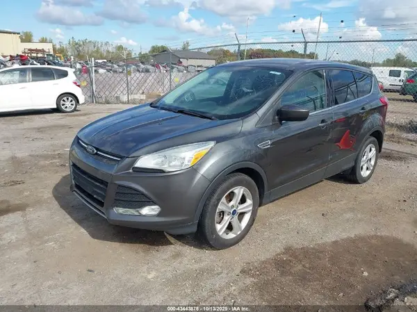 1FMCU9G97GUB08642 2016 FORD ESCAPE - Image 2