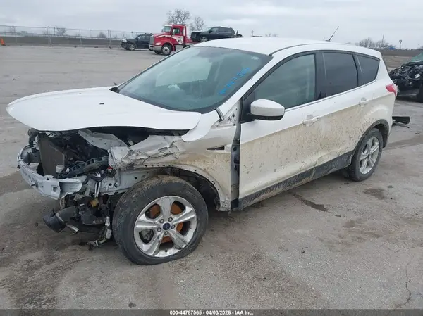 1FMCU9G97GUB61843 2016 FORD ESCAPE - Image 2