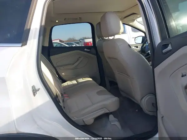 1FMCU9G97GUC50019 2016 FORD ESCAPE - Image 8