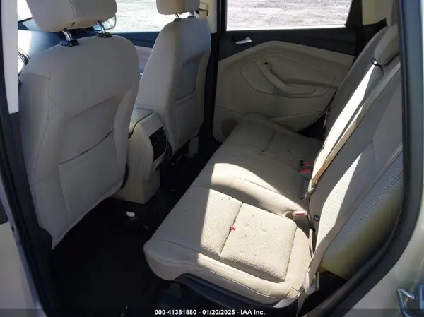 1FMCU9G97HUA15931 2017 FORD ESCAPE - Image 8