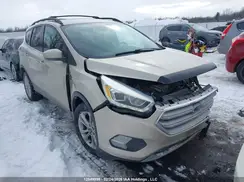 1FMCU9G97HUA66426 2017 FORD ESCAPE