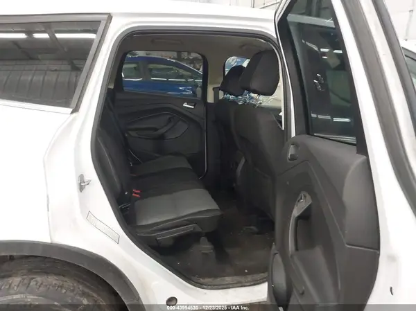 1FMCU9G97HUA69620 2017 FORD ESCAPE - Image 8