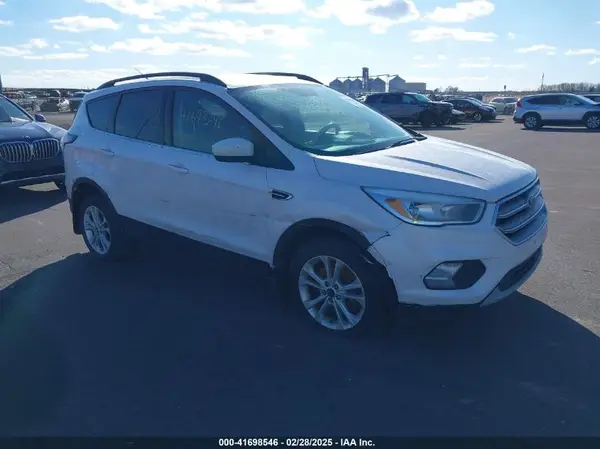 1FMCU9G97HUA71237 2017 FORD ESCAPE - Image 1