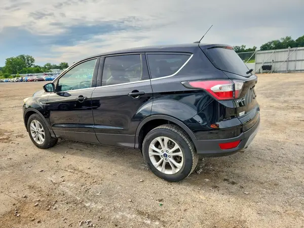 1FMCU9G97HUA83470 2017 FORD ESCAPE - Image 2