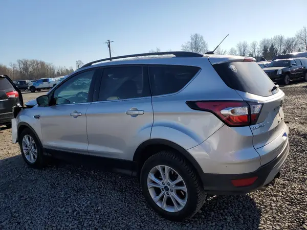 1FMCU9G97HUB16208 2017 FORD ESCAPE - Image 2