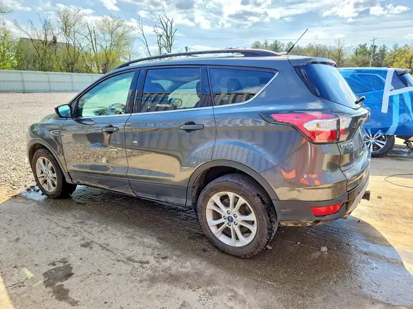 1FMCU9G97HUB22879 2017 FORD ESCAPE - Image 2