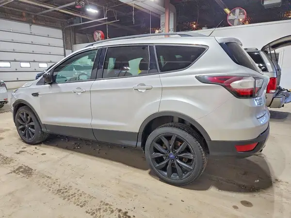 1FMCU9G97HUB38581 2017 FORD ESCAPE - Image 2