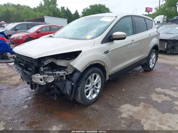 1FMCU9G97HUB43019 2017 FORD ESCAPE - Image 2