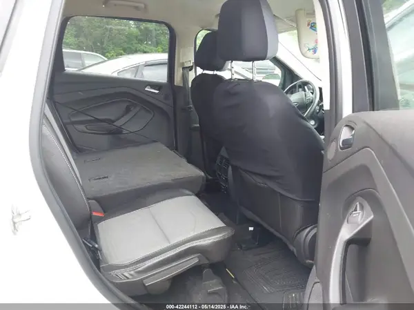 1FMCU9G97HUB96870 2017 FORD ESCAPE - Image 8