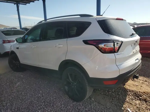 1FMCU9G97HUC26806 2017 FORD ESCAPE - Image 2